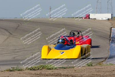 media/Apr-30-2022-CalClub SCCA (Sat) [[98b58ad398]]/Group 6/Race (Outside Grapevine)/